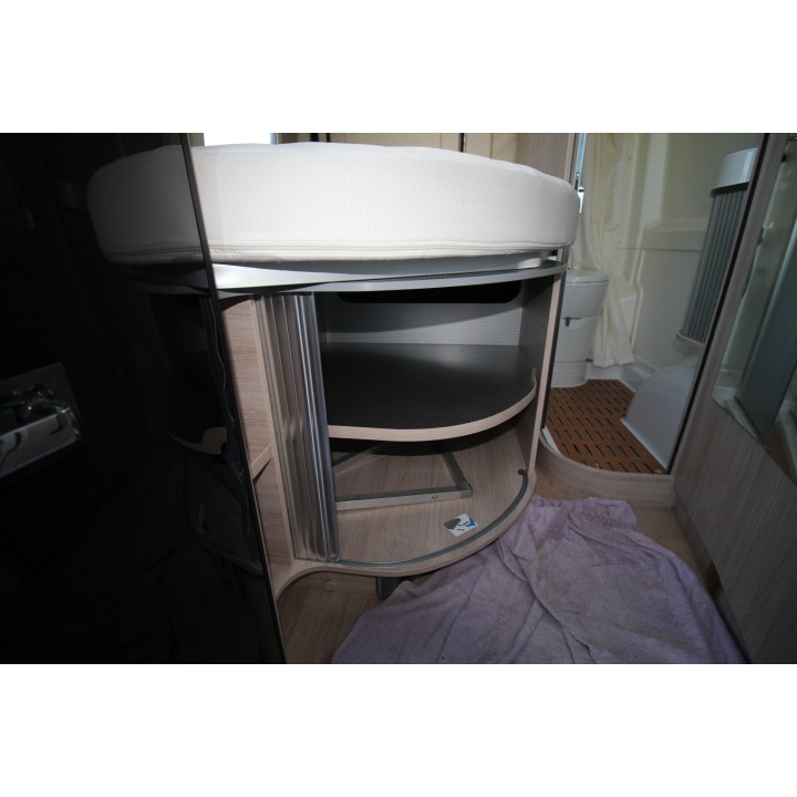 Fourgon van aménagé Rapido V62 d'occasion 2020 13500km état neuf