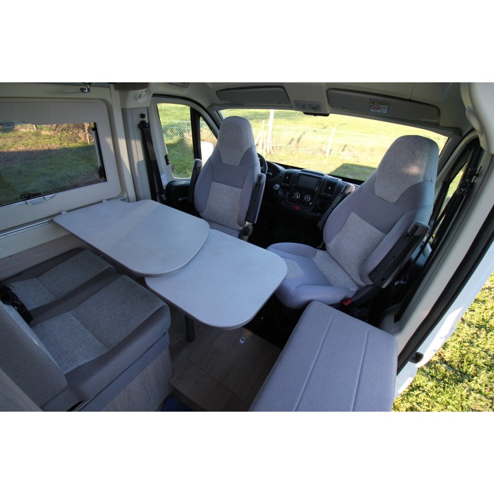 Fourgon van aménagé Rapido V62 d'occasion 2020 13500km état neuf