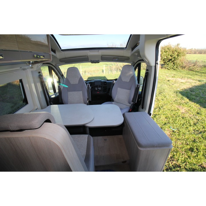 Fourgon van aménagé Rapido V62 d'occasion 2020 13500km état neuf