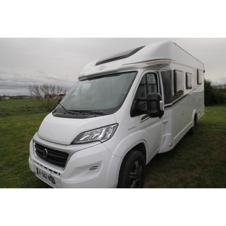 Carado T449 état neuf 2020 18700km occasion 4 couchages