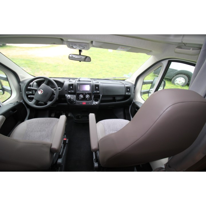 Carado T449 état neuf 2020 18700km occasion 4 couchages