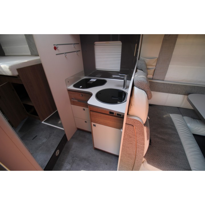 Camping-car profilé Dethleffs Trend d'occasion très bon état T7057EB