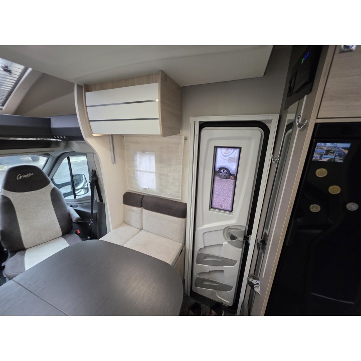 Camping-car profilé d'occasion Challenger 328 Graphite édition anniversary VIP 2021 27200km état neuf
