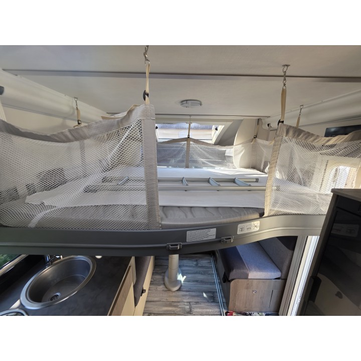 Challenger 308 boîte auto 170 cv 7.09m garantie 12 mois